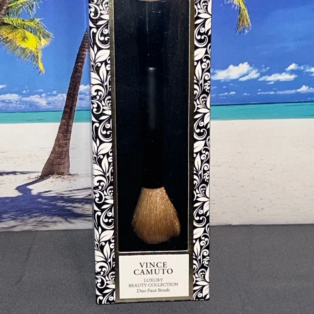 Vince‎ Camuto Luxury Beauty Collection Dual End Face Brush Black Wood Handle New